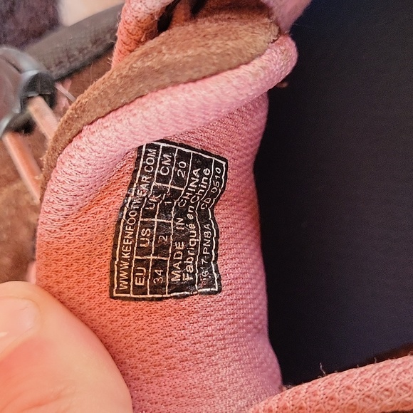 Keen Shoes - Size 2 - Picture 5 of 7